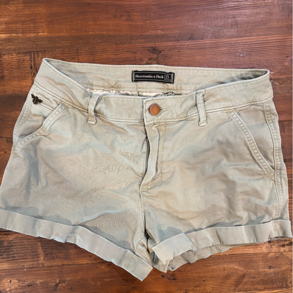 Abercrombie & Fitch Light Tan Shorts